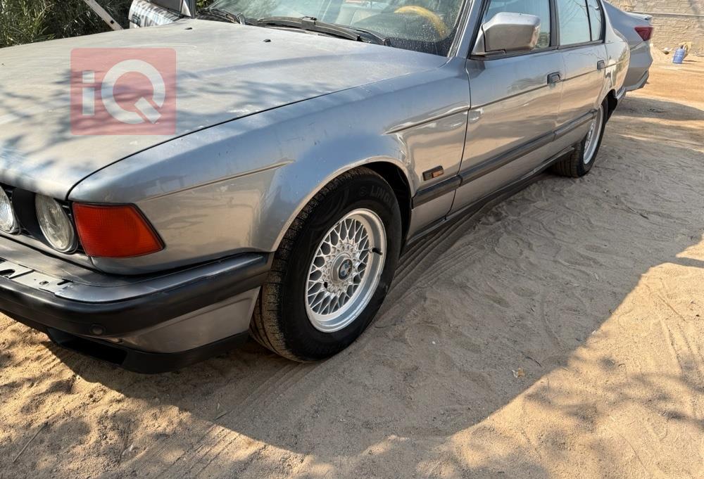 بي ام دبليو الفئة 7